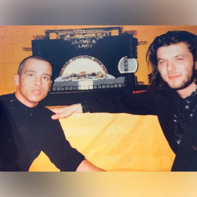 Eros RamazzottiStage, a gift from his manager Ricky, 1998